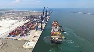 INSTALACIÓNES PORTUARIAS