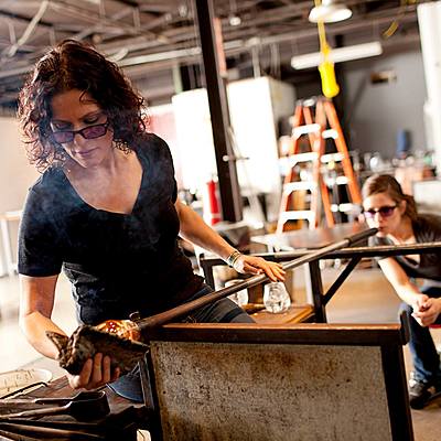 Timeline: Elizabeth Lyons