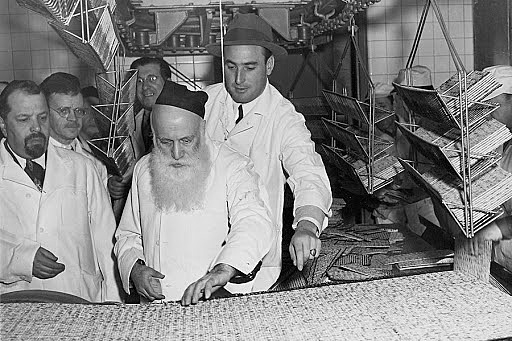 Se abre la primera panadería Kosher.