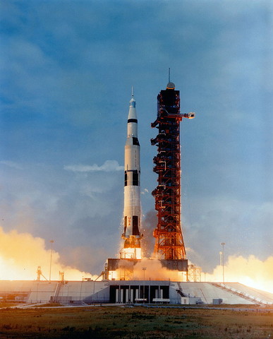 US: Apollo 10