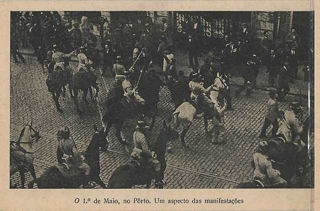 Manifestação do 1.º Maio, no Porto. A Polícia em carga sobre os manifestantes.