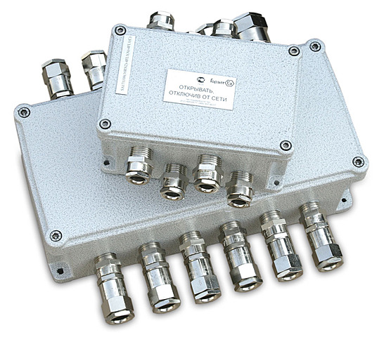 La segunda generación termina con la primera versión de las especificaciones WAP apareció