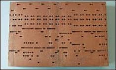 Tarjeta de cartón perforado