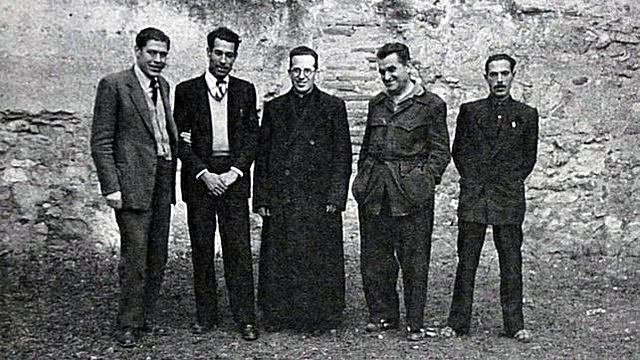 Concilio Vaticano II, apertura en la Iglesia Católica, el movimiento de curas obreros.