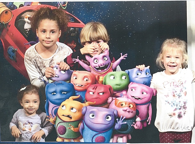 With my friends Vivania and Valentina