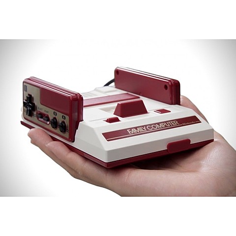 ξ Famicom Mini