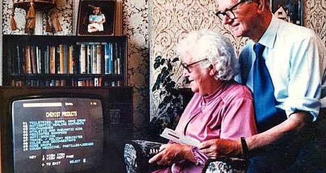 Primera Compra en Línea de la Historia