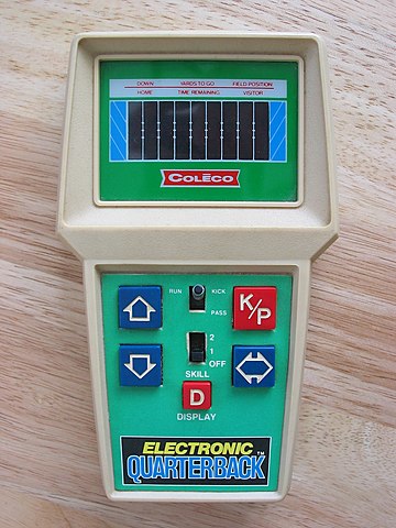 ρ Coleco Electronic Quarterback