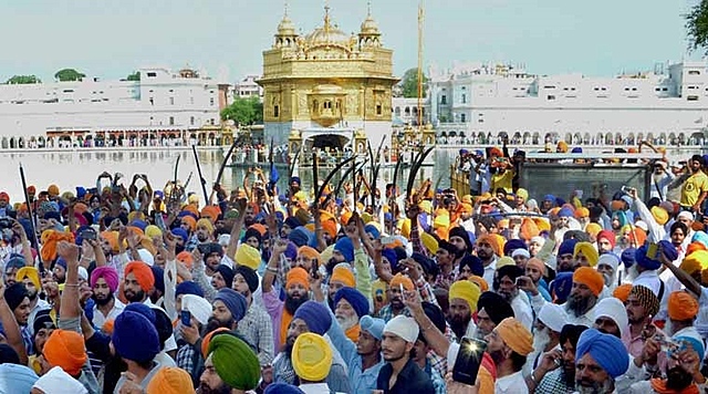 Blue Star: strage di Sikh nel Tempio d'Oro