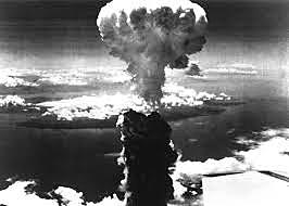 Lanzamiento de bomba atómica contra Nagasaki