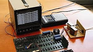 PRIMER ORDENADOR APPLE I