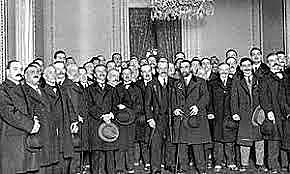 LA DESCOMPOSICIÓ DEL RÈGIM (1917-1923)