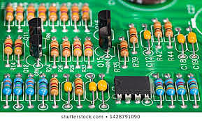 SEGUNDA GENERACIÓN DE COMPUTADORES USAN TRANSISTORES