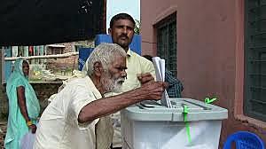 PRIMERES ELECCIONS DE NEPAL