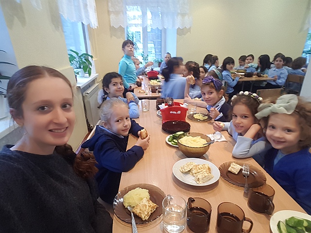 חדר אוכל של הבית ספר