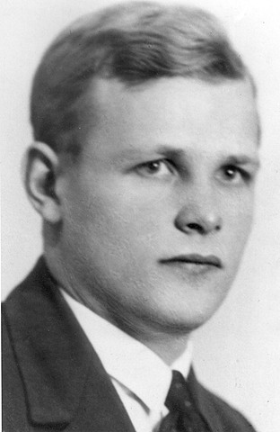 Dietrich Bonhoeffer Born