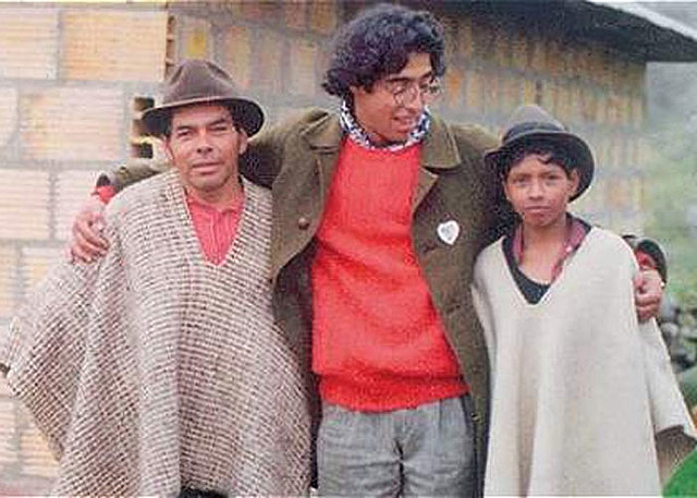 aportes que le dio a la política