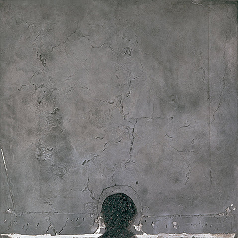 Forma negra sobre cuadrado gris - Antoni Tápies