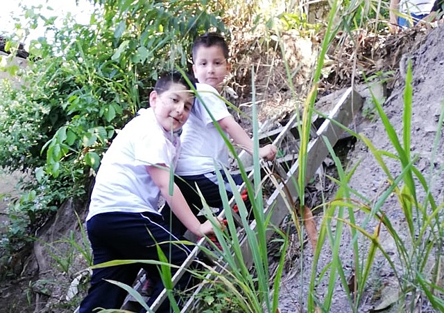 PASEO CON MI HERMANO