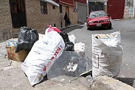 Recolección de basura no mejora en puntos críticos de Quito