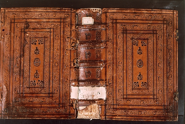 Encuadernación Plateresca