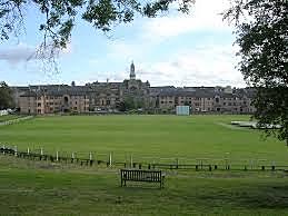 ¿Cuál fue el primer país que jugó fútbol por primera vez?