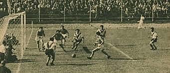 ¿donde se desarrollo el primer partido de fútbol