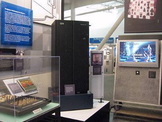 La IEEE Computer Society celebra sus 50 años.