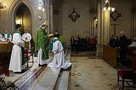 San Agustín es ordenado sacerdote en Tagaste y escribe De la verdadera religión