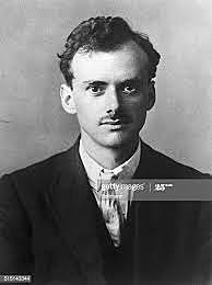 Paul Dirac presenta la ecuación de Dirac.