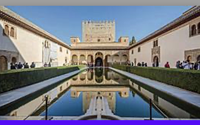 Patio de los Arrayanes, Alhambra de Granada