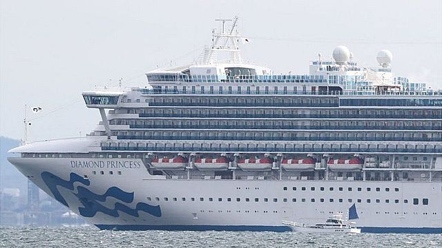 10 people aboard a cruise ship confirmed to carry the virus