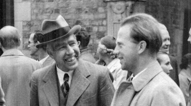 HEINSENBER VISITA A BOHR