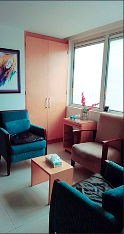 Vane pone su consultorio