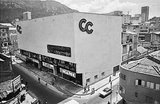 Construcción centro cinematográfico