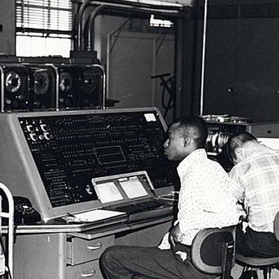 Timeline: Segunda generación de las computadoras.