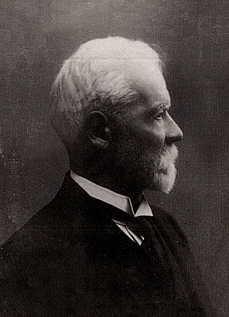 Henry FAYOL (Constantinopla 29/07/1841-19/11/1925). Organización empresarial. Estudia el área de dirección.