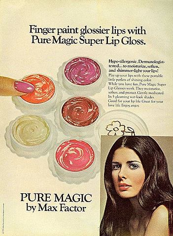 Surge el primer labial