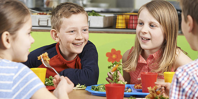 Prevent young children from sharing food and drinks.