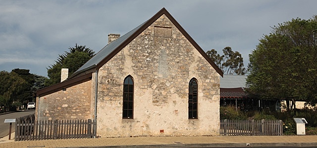 Mary Mackillop meets Fr Woods