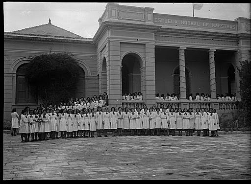 Escuela Normal de mujeres