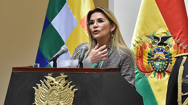 Añez sobre elecciones: "Postergar un mes o dos meses no le va hacer daño a nadie"