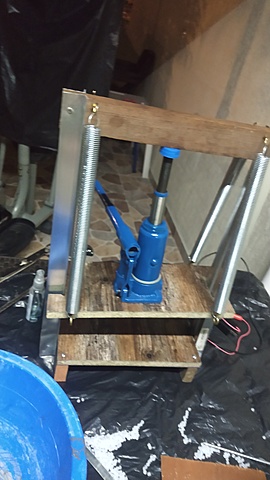 Ensamblaje total de la estructura y el molde