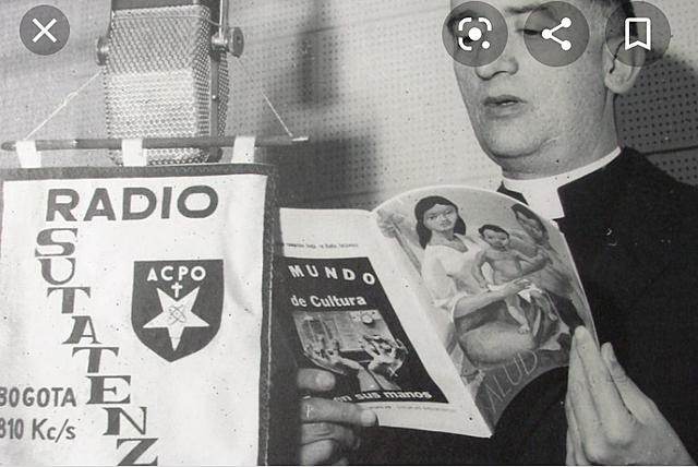 EDUCACIÓN A DISTANCIA EN COLOMBIA