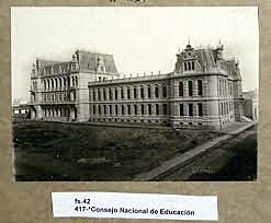 Se crea el Consejo Nacional de Educación