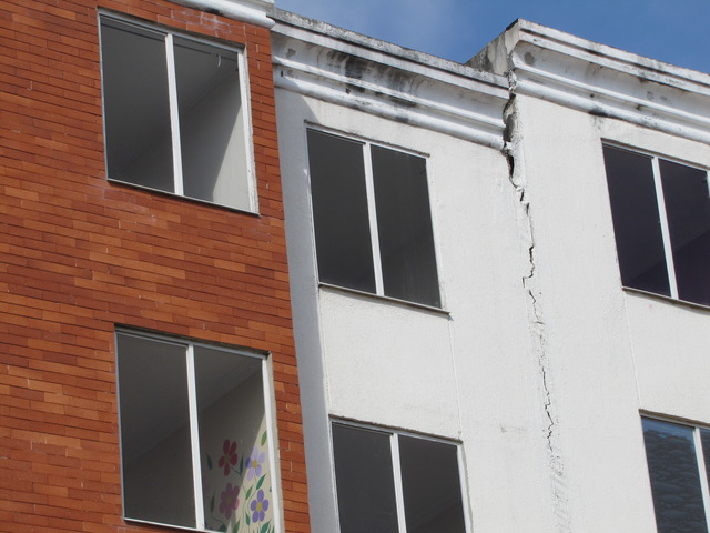 Primeras fallas en las construcciones hechas