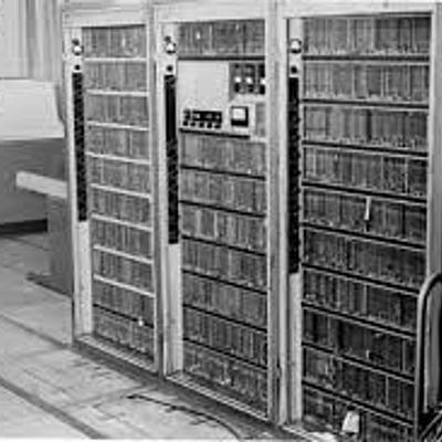 Timeline: 1960 SUPERCOMPUTER  ATLAS