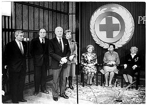 Florencia y la cruz rojas