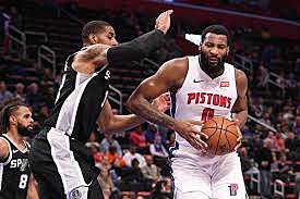 Spurs Beat Pistons
