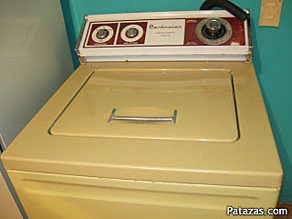 Primera lavadora automática